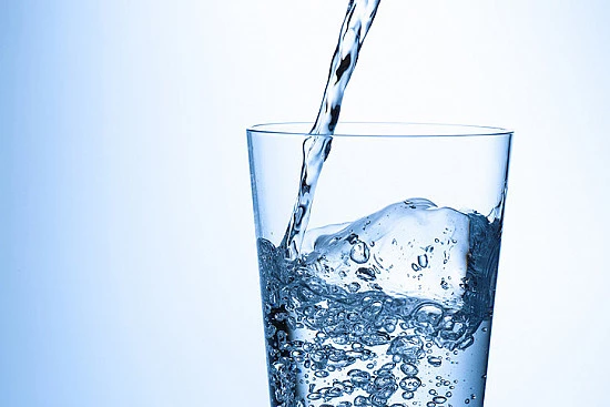 7 فوائد صحية لشرب الماء